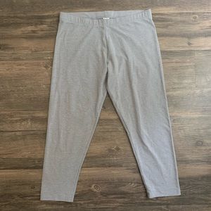 Victoria’s Secret Sport Grey Crop Leggings